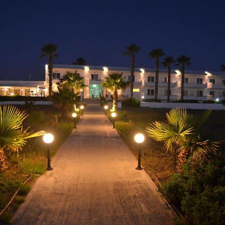 Costa Angela Seaside Resort Dış mekan fotoğraf