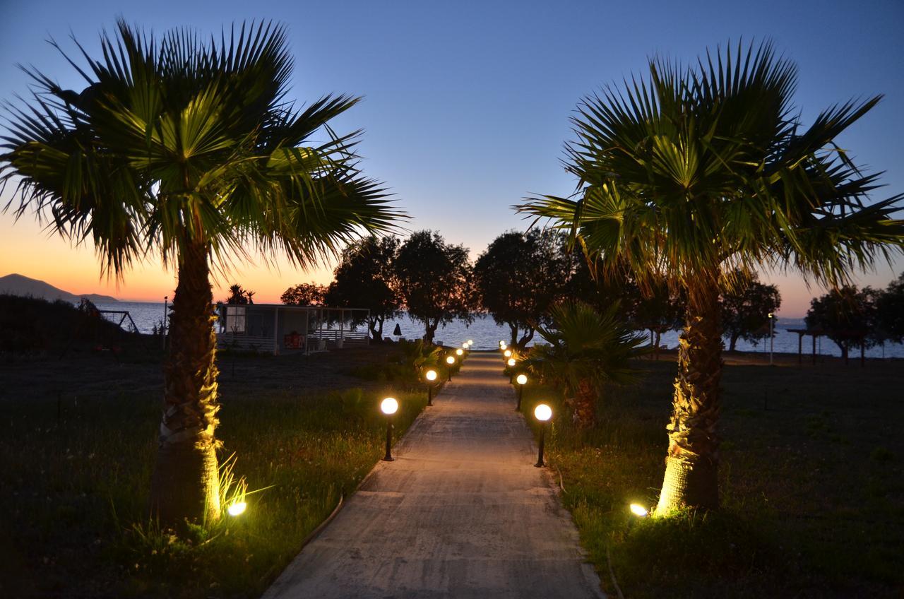 Costa Angela Seaside Resort Dış mekan fotoğraf