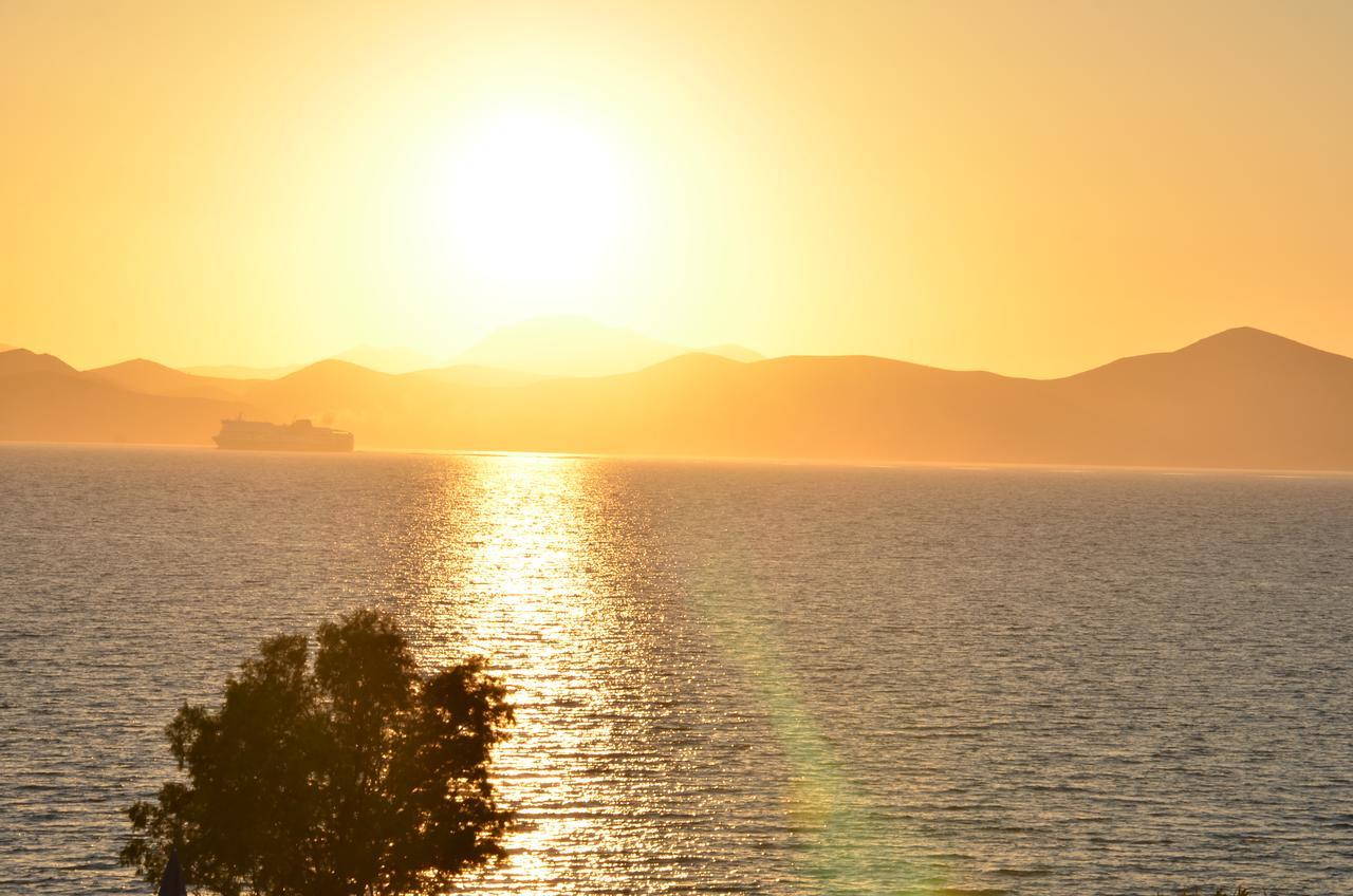 Costa Angela Seaside Resort Dış mekan fotoğraf