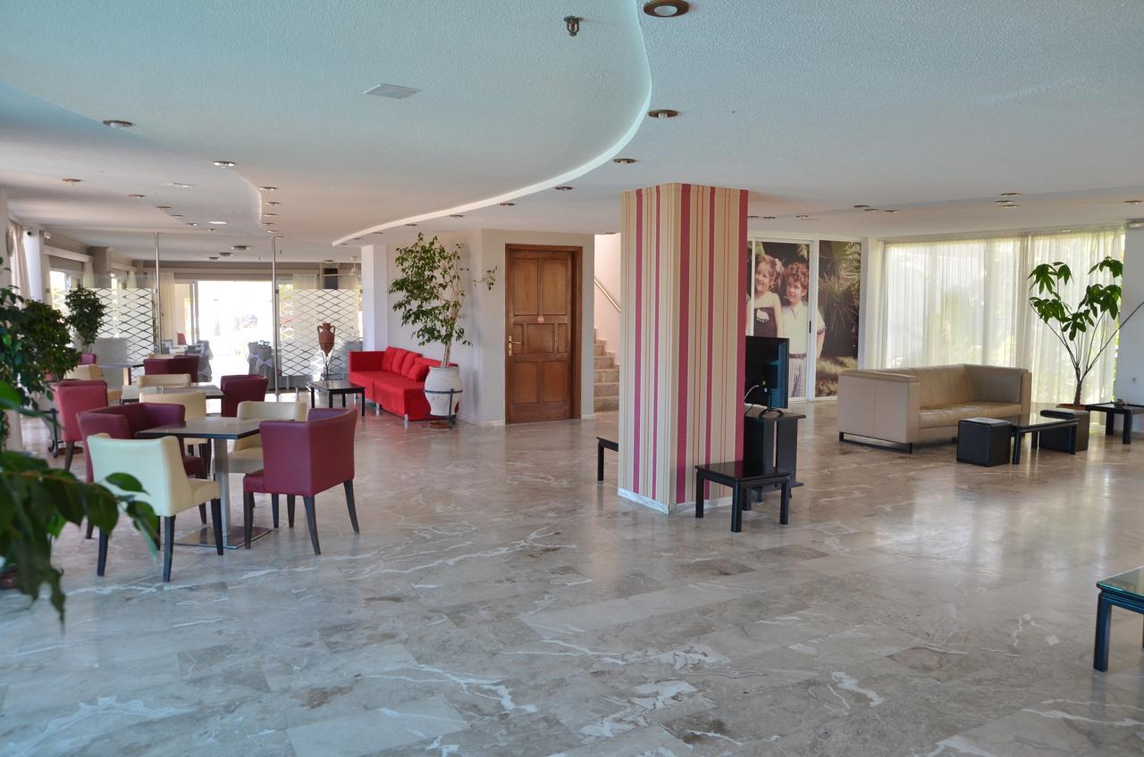 Costa Angela Seaside Resort Dış mekan fotoğraf
