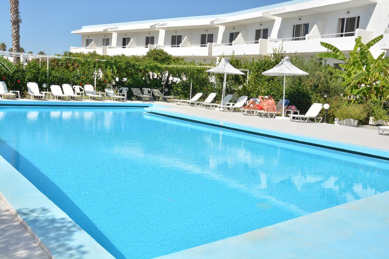 Costa Angela Seaside Resort Dış mekan fotoğraf