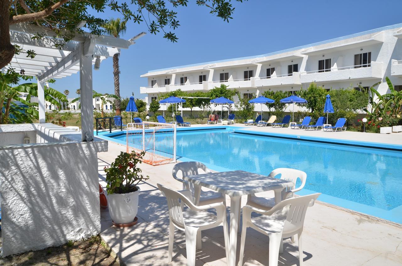 Costa Angela Seaside Resort Dış mekan fotoğraf